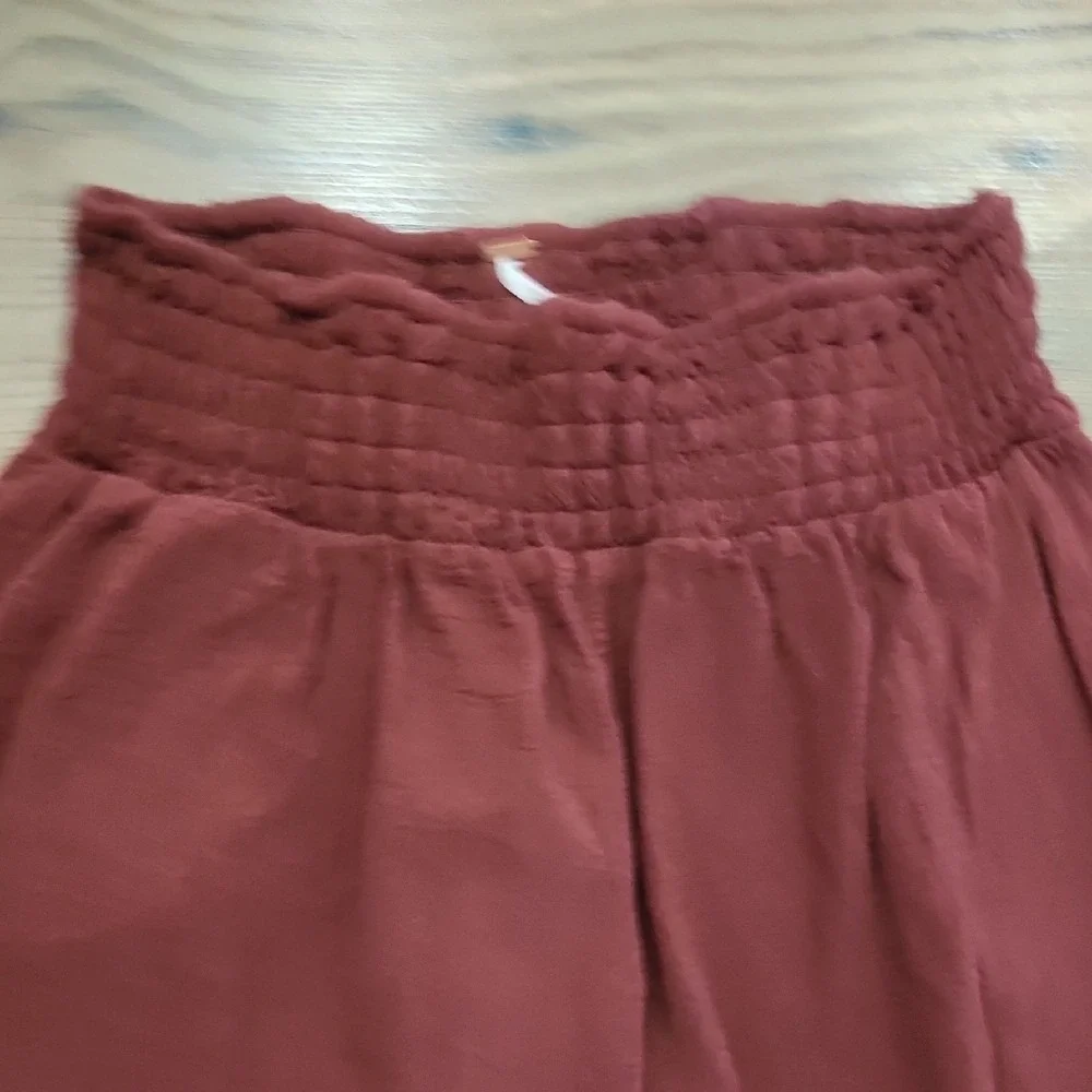 Free People est At Ease Boho Earthy Coastal Simple Brown Smocked Set Medium Eco
